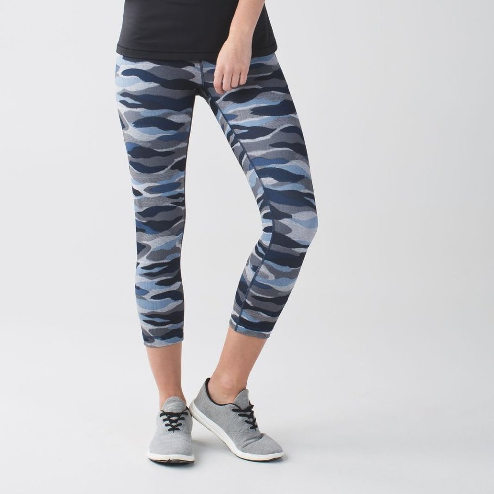 Lululemon Athletica Cropped Camouflage Leggings